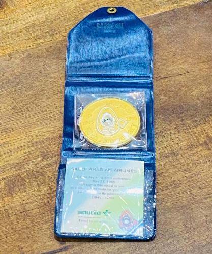 من النوادر؛ ميدالية تذكارية متينة جداً من الخطوط ا...