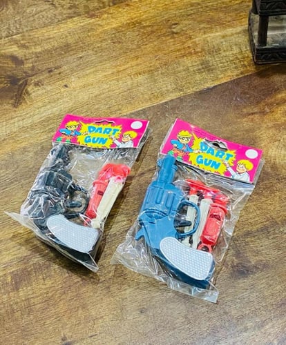 من النوادر؛ كانت من ألعاب الأطفال؛ اشتهرت فترة الس...