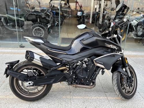 CFMOTO 800NK مستعملة – مفحوصة ومعتمدة من الوكيل