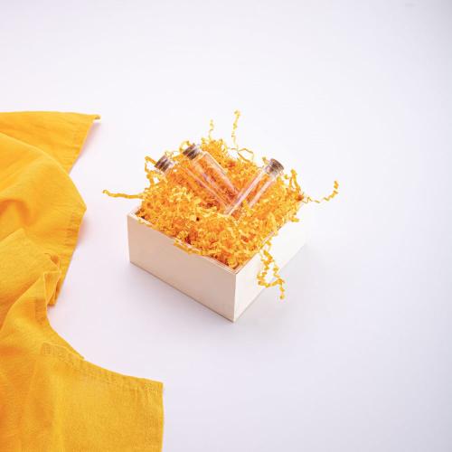 قصاصات ورق أصفر مجعد و مقوي لتغليف الهدايا والمنتج...