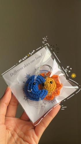 تعليقة الشمس والقمر