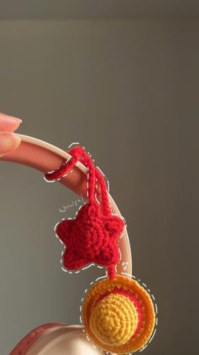 تعليقة سماعة لوفي