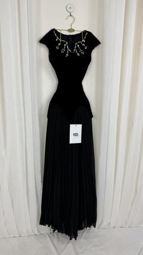 فستان الهام