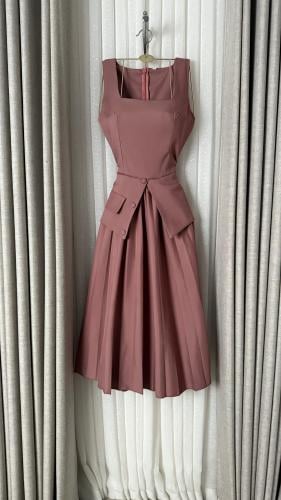 فستان باربي بوليسية