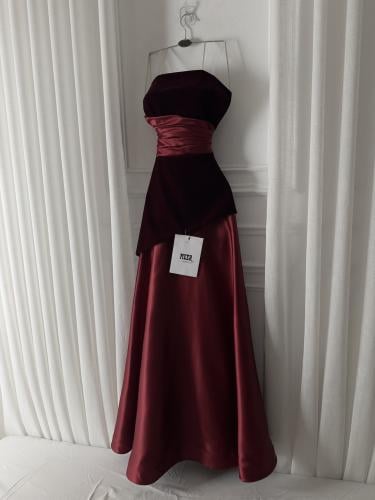 فستان عودي ناعم