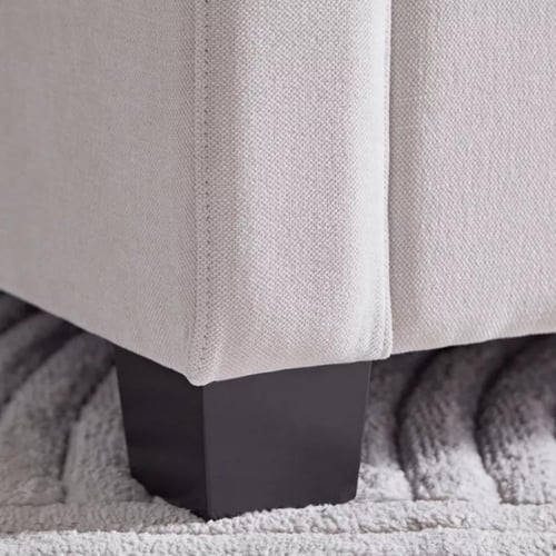 كرسي فيلورا بمساند ذراعين مع وسادتين احجام مختلفة...