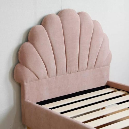 سرير فردي منجد بكامل قماش وردي مصنوع من خشب هندسي...