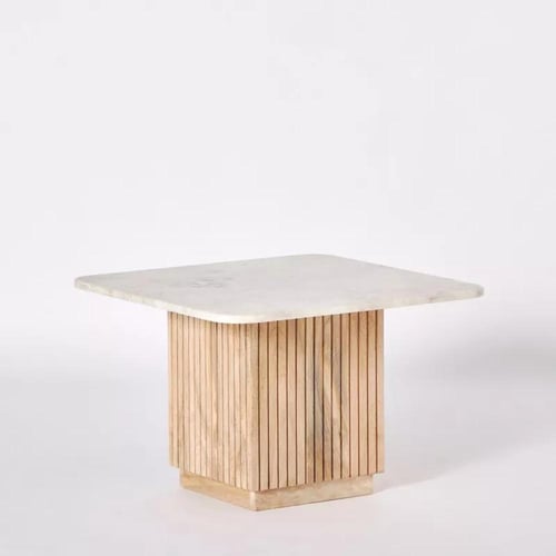 طاولة قهوة مينزيلا مربعة من قطعتين بسطح من الرخام...