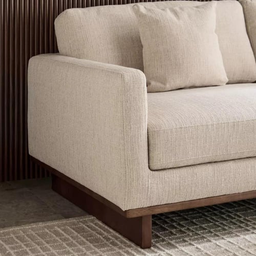 كنبة روما 3 مقاعد مع وسادتين قماش مخملي لون كريمي...