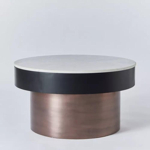 طاولة قهوة فيلنورا بسطح من الرخام الأصلي ابيض بقاع...