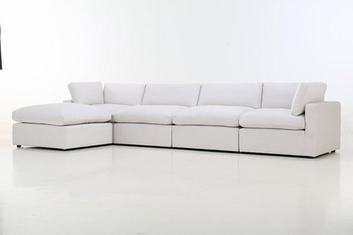 كنبة زاوية كلاود على شكل حرف L لون ابيض