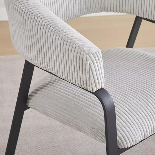 طقم طاولة سطح أحجار متكلسة مقعدين قماش لون رمادي ب...