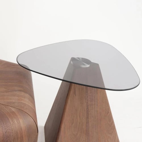 طقم طاولات أورسولا طاولة خشب تصميم هندسي جريء يبرز...