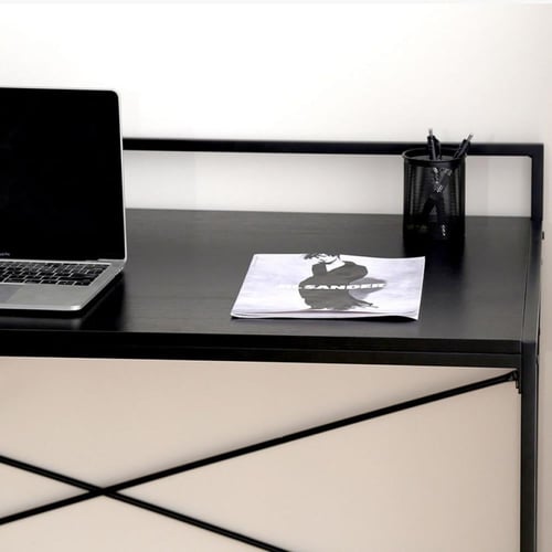 مكتب دراسة انيق من مونتي