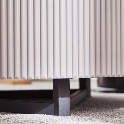 طقم طاولات قهوة أكرا من الحجر الملبد بقاعدة خشب -...