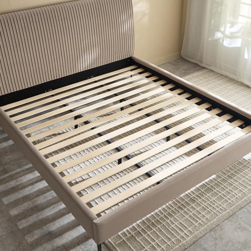 طقم غرفة نوم كوين منجدة من ريفولي من مارويل - 5 قط...