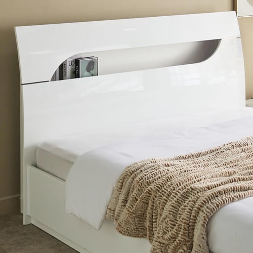 طقم غرفة نوم كينج بلمعان عالي 4 قطع من ديكسون - 18...