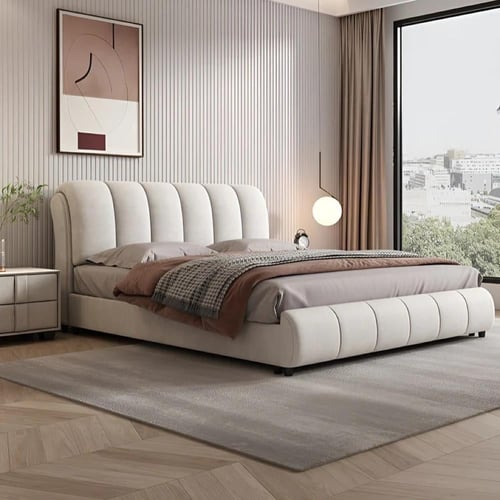 سرير عصري بتنجيد فاخر وخطوط رأس عمودية من أليسان