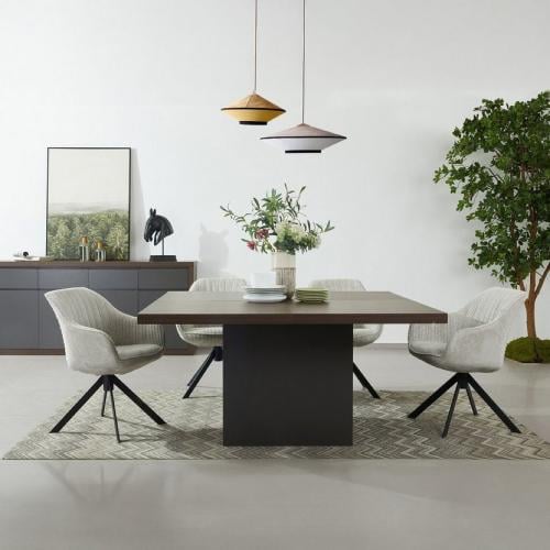 طقم طاولة سفرة مربعة من وينشستر لون بني و أسود - م...