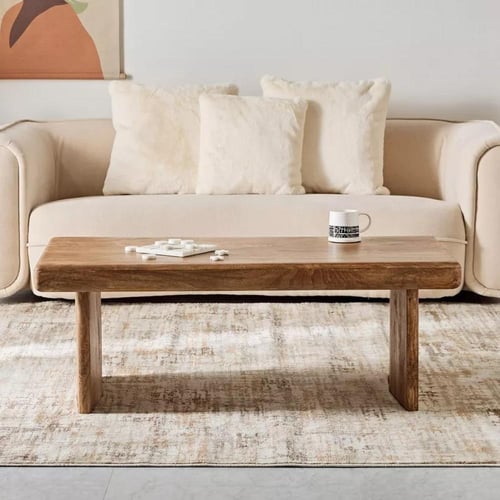 طاولة قهوة من الخشب الصلب من كلايتون