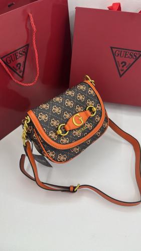 شنطة جيس GUESS