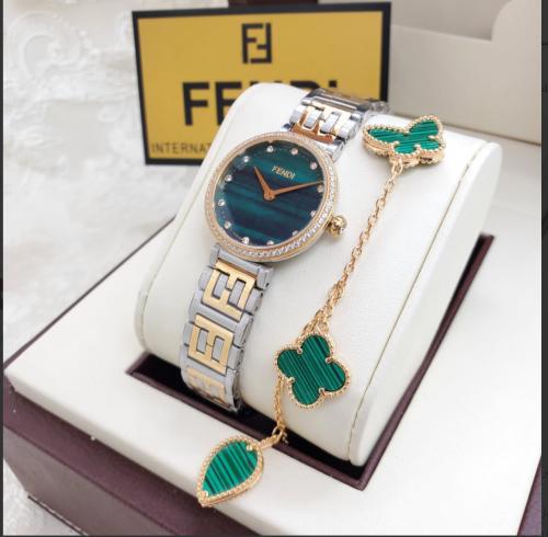 ساعة فندي مع أسواره نسائية FENDI