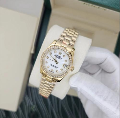 ساعة رولكس نسائية بطارية ديت جست