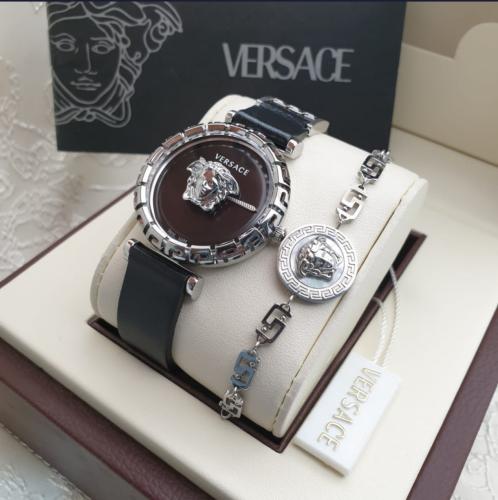 ساعة فرزاتشي مع الاسوارة VERSACE