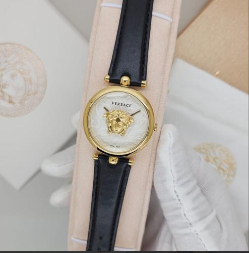 ساعة فرزاتشي VERSACE HELLENYIUM LADY