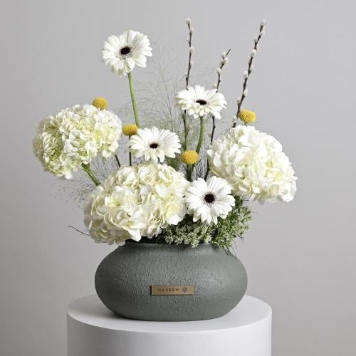 فازة ورد طبيعي هيدرنجا وجربيرا