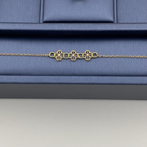 طقم ذهب عيار 21 الوزن 8.56 جرام