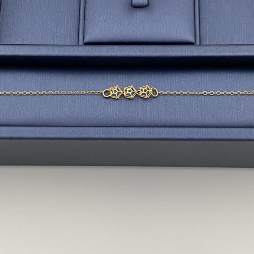 طقم ذهب عيار 21 الوزن 8.02 جرام