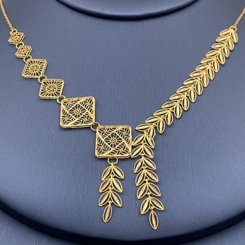 طقم ذهب عيار 21 الوزن 9.97 جرام