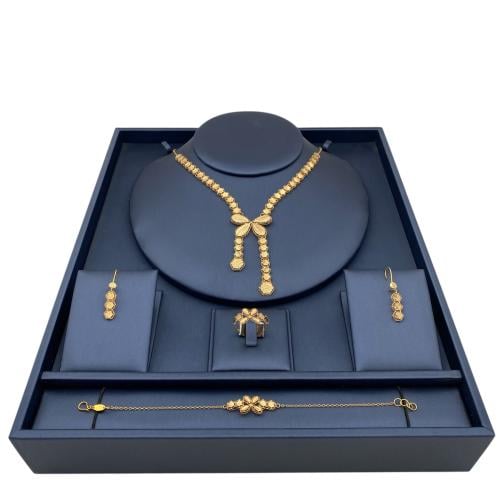 طقم ذهب عيار 21 الوزن 13 جرام