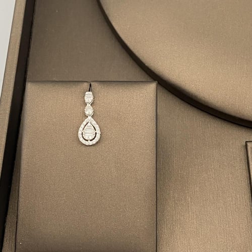 طقم ذهب عيار 18 الوزن 7.30 جرام