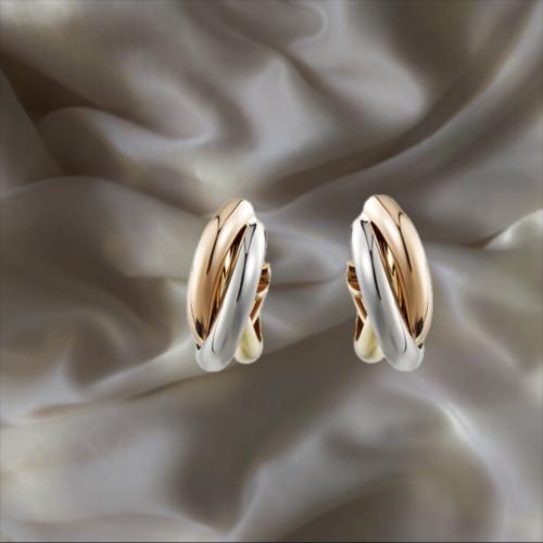 أقراط من مجموعة ترينيتي