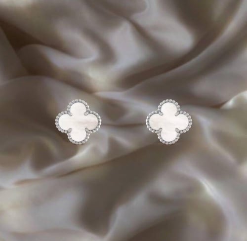 أقراط أذن فينتاج ألامبرا