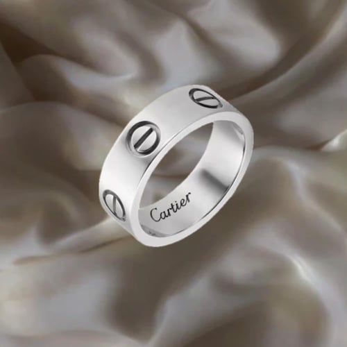 خاتم من مجموعة LOVE