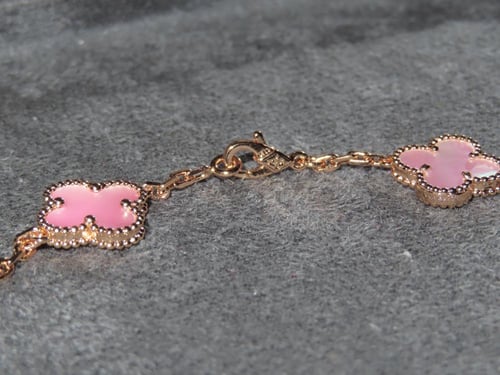 عقد فينتاج ألامبرا | عرق اللؤلؤ بيبي بينك