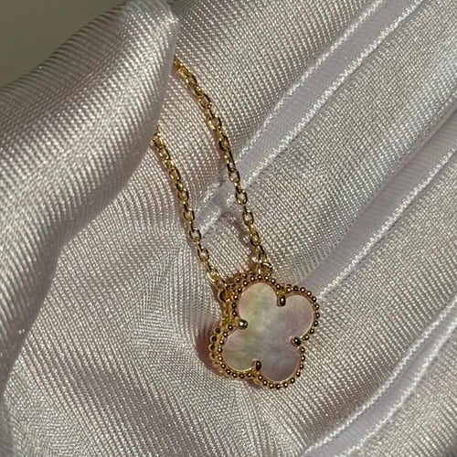 عقد فينتاج ألامبرا | عرق اللؤلؤ بيبي بينك