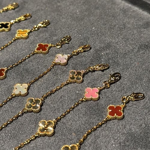 سوار فان كليف سويت | 6 حُلي زخرفيه