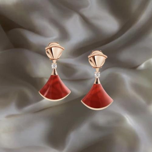 «ديفاز دريم» أقراط