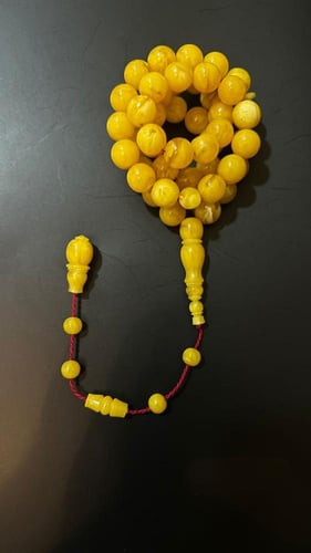 مسبح تراب الكهرمان مصري فواحه