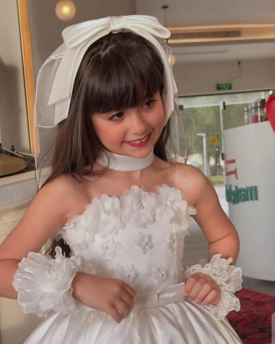 فستان الاميرات _ تصميم مورد