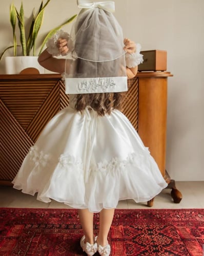 فستان الاميرات _ تصميم مورد