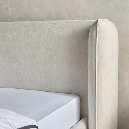 سرير روبيك الفاخر – تصميم عصري وراحة فندقية