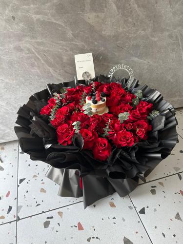 100 Rose Bouquet | Gifts Jeddah