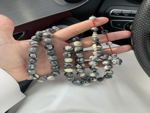 مسباح بكلايت شبيه مقابض تشرنوبل
