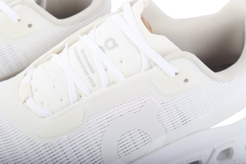 حذاء أون راننج كلاود