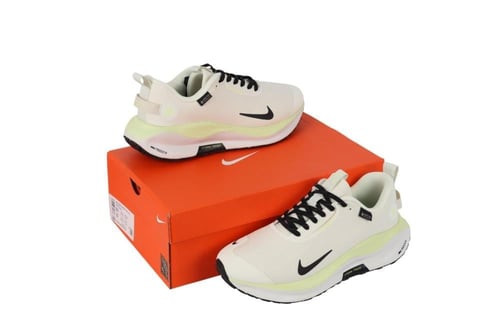 حذاء نايك زوم